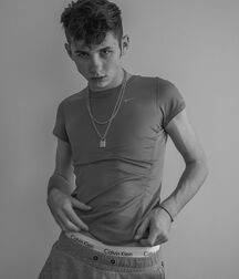 Thursday Boyzzzzz!! 61e9cbce489b3.jpg