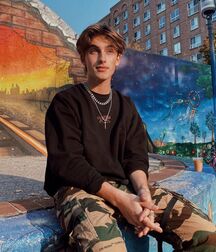 Bday Boy Johnny!!  61ee95d3a18de.jpg