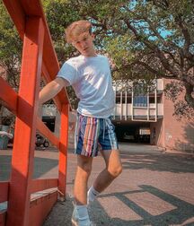 Bday Boy Hayden!! 61ef3ad605ea2.jpg