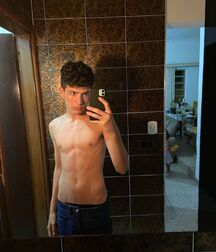 Hot Model Wendal!! 61ef4fcc4dd08.jpg