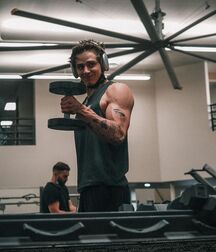 Wednesday Boyzzzzz!! 61f1c2e262015.jpg