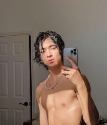 Wednesday Boyzzzzz!! 61f1c352a72f1.jpg