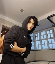 Sunday Boyzzzzz!! 61f811b12c570.jpg
