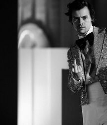 Happy Bday Harry!!  61f9a0b357321.jpg