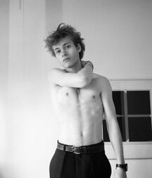 Bday Boy Jules!!  61fd4776a5fc4.jpg