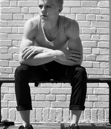 Bonus Boyzzzzz!! 6201c3838fa51.jpg