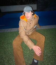 Bday Boy Alec!! 6201de3b92713.jpg