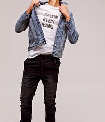 Bday Boy Alec!! 6201de45ed371.jpg