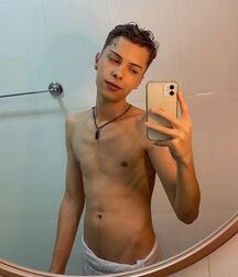 New Boy Felipe!!  620296ed1d366.jpg