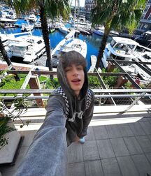 Monday Boyzzzzz!!  6204147d001be.jpg