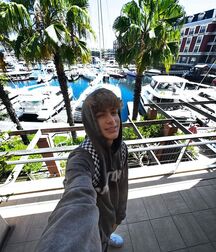 Monday Boyzzzzz!!  6204148109e7c.jpg