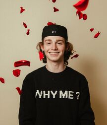 Valentine boyzzzzz!!  620ac8fd3bff5.jpg