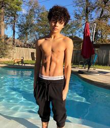 Boy Diego!!  620af19ba996f.jpg