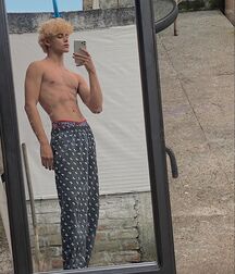 New Boy Soy!!  620bc246903ef.jpg