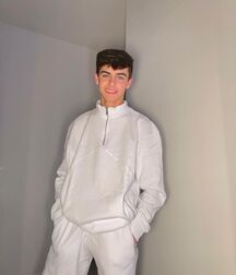 Hot Boy Kyle!!  620d69c746b47.jpg