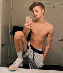 New Boy Mark!!  62128bf12ae12.jpg