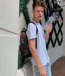 New Boy Mark!!  62128bfe48ee1.jpg