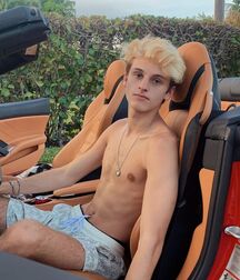New Boy Mark!!  62128c0738e8c.jpg