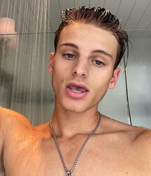 New Boy Mark!!  62128c22d8db6.jpg
