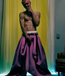 Monday Boyzzzzz!!  62142d87c5465.jpg