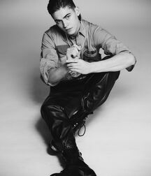 Bonus Boyzzzzz!! 62158c9a760e3.jpg
