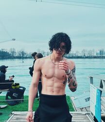 New Boy Christian!!  621a52d27bdd0.jpg