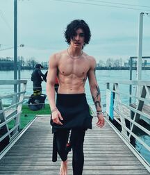 New Boy Christian!!  621a52d68f60c.jpg