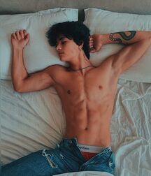New Boy Christian!!  621a52e467650.jpg