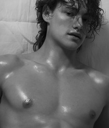 Monday Boyzzzzz!! 621d3dfee676d.jpg