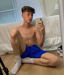 Tuesdays Boyzzzzz!!  621e8f91958a2.jpg