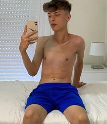 Tuesdays Boyzzzzz!!  621e8f982f40d.jpg
