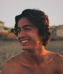 Hottie Rodrigo!! 621ff895b0768.jpg