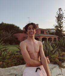 Hottie Rodrigo!! 621ff897d1d6c.jpg