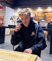 Bday Boy Alex Lange!!  6220b1d33bb9f.jpg