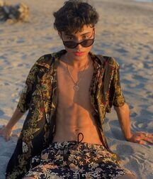 TGIF Boyzzzzz!!  6222a61813f4e.jpg