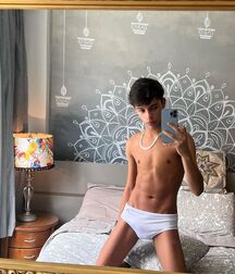 TGIF Boyzzzzz!!  6222a635de9ac.jpg
