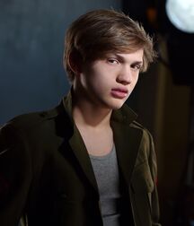 Hottie Mason!!  62265f0b7f0e2.jpg