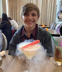 Hottie Mason!!  62265f0f46b5c.jpg