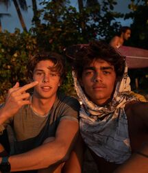 Tuesdays Boyzzzzz!! 6227cc404eb5c.jpg