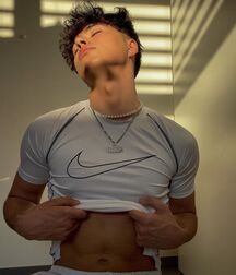 Wednesday Boyzzzzz!! 6229232a35aa3.jpg