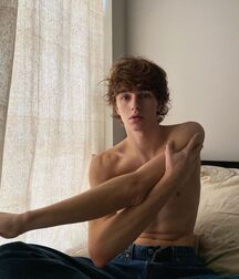 Thursday Boyzzzzz!! 622a56e77497a.jpg