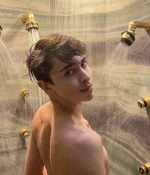 Hot Boyzzzzz!! 622be2017a3ab.jpg