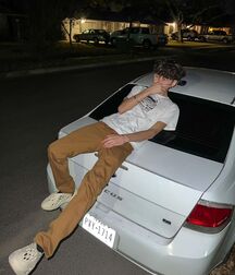 TGIF Boyzzzzz!! 622c127c3dbf1.jpg
