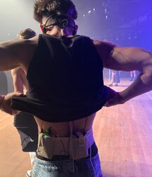 Bonus Boyzzzzz!!  622e01dddf522.jpg