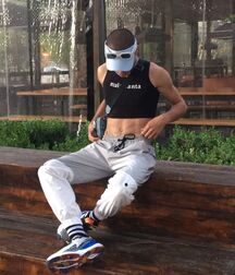 Bonus Boyzzzzz!!  622e02048f904.jpg
