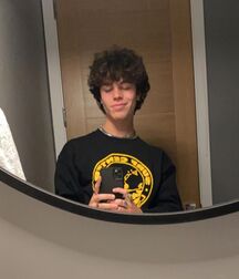 Bonus Boyzzzzz!!  622e021037e5c.jpg