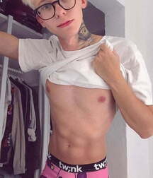 Succeed - boys porn in pink  60bfbc094c5c9.jpg