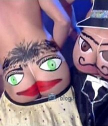 Succme - art gallery gay porn 6106772d2b912.jpg