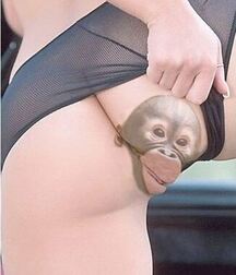 Succme - art gallery gay porn 6106773d5511f.jpg