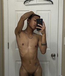 Cute fit asian boy 62939999d5e3a.jpg